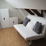 Apartament Uferlos *